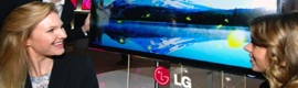 LGは、製品の広い範囲に3D技術を含めます