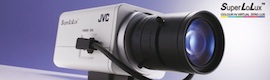 Nouvelles caméras 1/2” CCD de la série Super Lolux de JVC