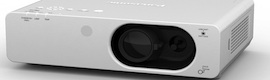 PT-FW430 et PT-FX400: deux nouveaux projecteurs sans fil Panasonic