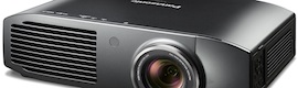 PT-AT5000: Panasonic anuncia el primer proyector 3D Full HD para cine en casa
