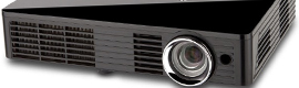 PLED-W500, der neue ultraportable LED-Projektor von ViewSonic