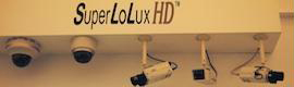 JVC presenta una nuova gamma di telecamere Super LoLux HD su SICUR