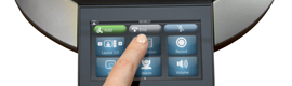 LifeSize が HD ビデオ会議用に最適化されたタッチスクリーン電話を発表