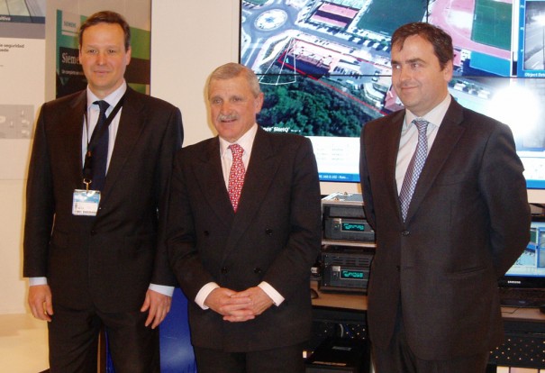 APPAREIL PHOTO NUMÉRIQUE OLYMPUS