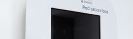 Atomedia предлагает новую безопасную настенную коробку для планшетов