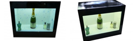 水晶显示器提出了一系列新的透明数字标牌展示柜