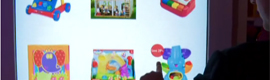 新的"无限走廊"’ 由泰斯托, 80 的巨型互动显示屏″ 直接访问超过 11.000 玩具