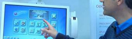 They develop a touch screen to carry the electronic medical record at the foot of the hospital bed