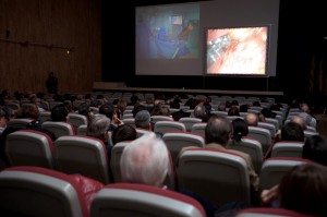 Retransmisión 3D en directo en el Hospital de Bellvitge (fotografia: Ditec)