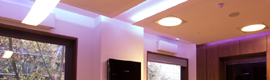 A HM Value projeta seus escritórios com luminárias LED Philips 