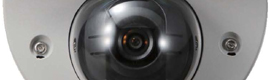 Купольная камера Panasonic WV-SW158 и WV-SF138 обеспечивает наблюдение в сложных местах 