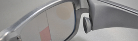 谷歌眼镜获得新的竞争对手, 玻璃向上