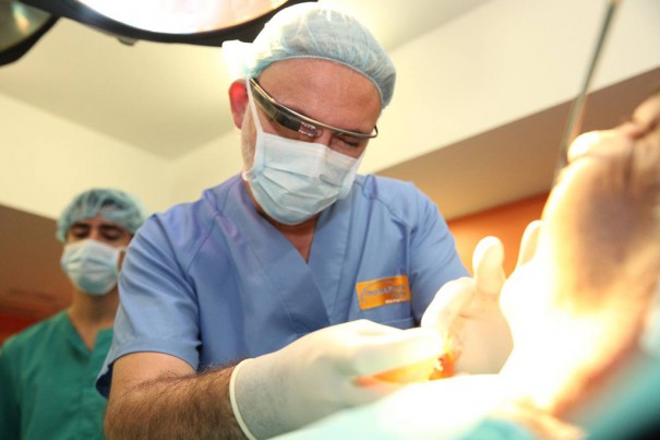 Hospital La Molina operacion Google Glass (Fran Manzanera/AGM)