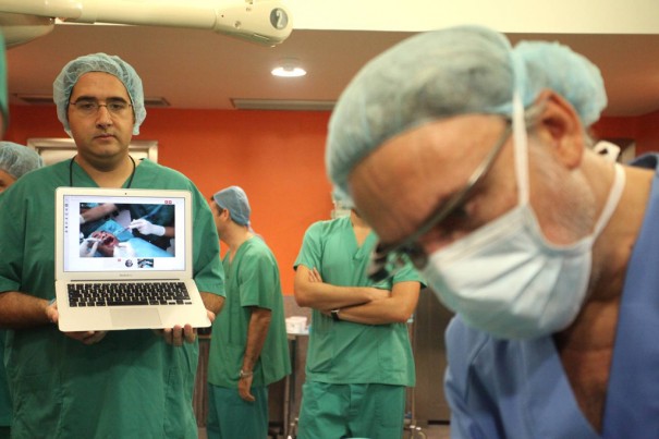 Hospital La Molina operacion Google Glass (Fran Manzanera/AGM)