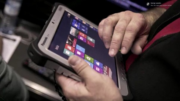 Panasonic Toughpad FZ-G1 en la Escuela de Pilotos