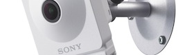 Sony presents its wireless HD video surveillance cameras SNC-CX600W and SNC-CX600