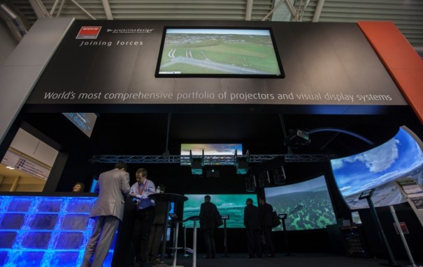Barco y projectiondesign ITSEC 2013