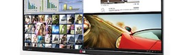 Panoramic IPS monitors with QHD resolution star in LG's proposal at CES 2014