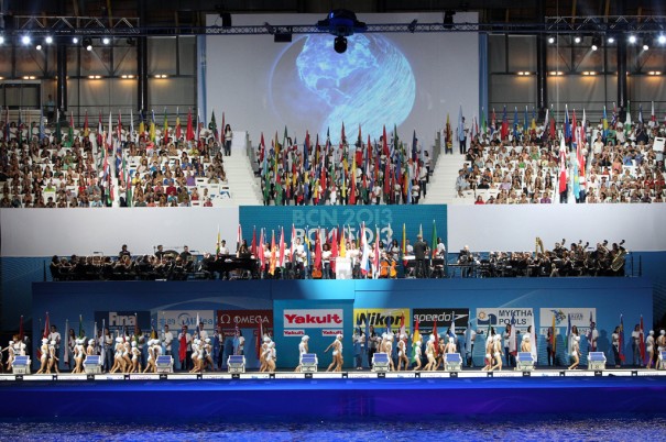 Christie en la ceneremonia inaugural Mundial Natacion 2013