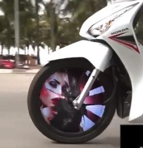 Motor World Wheeelies