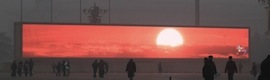 中国の北京市の汚染と闘うために家から出てデジタルサイネージ