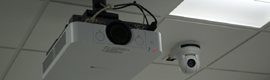 I proiettori Sony creano un ambiente interattivo presso l'Università di Bath che cattura l'attenzione degli studenti