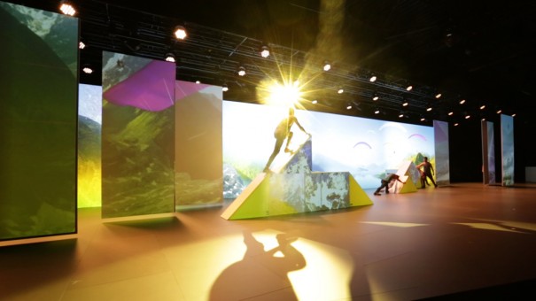 BlackTrax Mercedes Benz