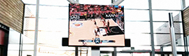 ネオ広告は、カルタヘナのエスパシオ地中海ショッピングセンターに2つの大判スクリーンをインストールします