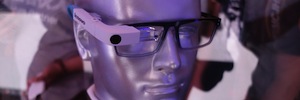تراهن لينوفو على سوق IoE والتعاون التجاري مع نظاراتها الذكية M100
