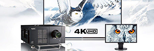 NEC Display amplía su gama UHD 4K con un proyector láser y dos pantallas de gran formato