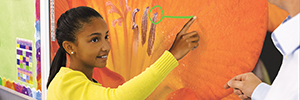 MimioDisplay: displays interativos multi-touch LED/LCD até 84 polegadas para o ambiente educacional