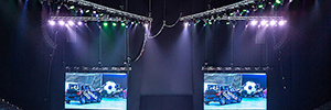 Robe's mobile lights illuminate the action of the car stunts performed on the Top Gear Live
