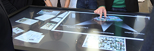 El Leibniz Knowledge Media Research Center muestra sus desarrollos de investigación desde una pantalla multitactil de Eyevis