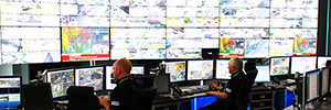 The control center of Glasgow manages the security of the city from the videowall of Eyevis