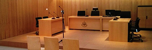 تسمح البنية التحتية السمعية البصرية لقصر العدل في هويسكا بتسجيل المحاكمات بأعلى جودة