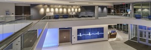 多職種集中型シミュレーションセンター: 医療環境向けの3Dバーチャルトレーニング