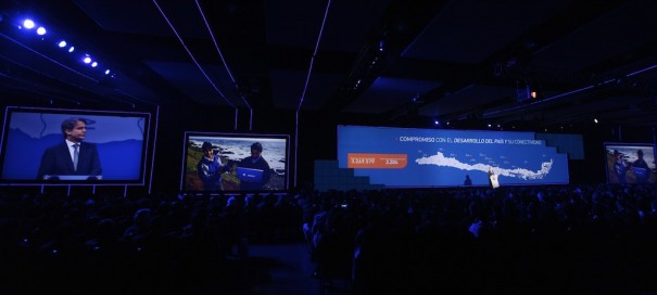 Christie y Proyeccion de Ideas EntelSummit