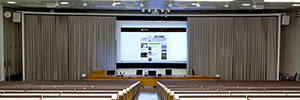 Die Universität Helsinki aktualisiert ihr Projektionssystem mit Sony-Lasertechnologie