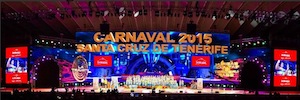 特内里费狂欢节 2015 用大型曲面 LED 屏幕包围观众