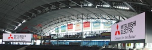 Mitsubishi shows in Sapporo Dome the resolution of the black Led of its Diamond Vision screens