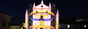 'Teresa illuminates Ávila' commemorates with a videomapping the V centenary of her birth