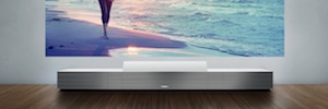 Sony materializes with the ultra-short throw 4K projector LSPX-W1S its Life Space concept