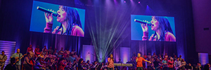 Fairhaven Church Renews Its Visual Installation with Elation Led Panels