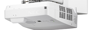 NEC UM352Wi Ultra-Short Throw Interactive Projector Encourages Classroom Collaboration