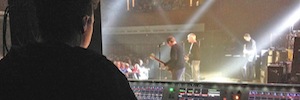 Paul Weller uses Soundcraft's Vi6 digital console on his European tour