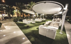 Altavoces Garvan en Merli Beach