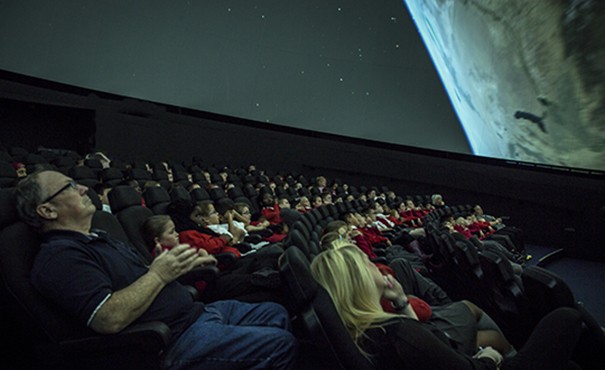 Sciss y JVC Glasgow Science Centre Planetario