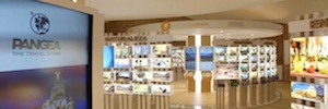 Interactive AV technology at the service of the traveler marks the coordinates of Pangea Travel Store