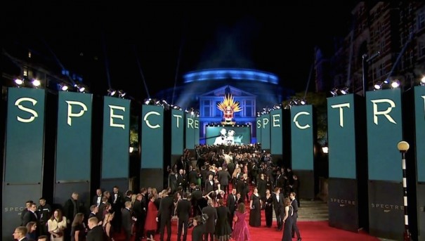 Sony SRX-R320 estreno Spectre