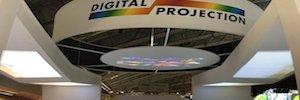 Цифровая проекция делает сияние в ISE 2016 Новое поколение лазерных проекторов
